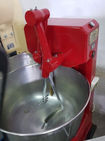 amasadora 30 kilos carnicería (Medina del Campo)
