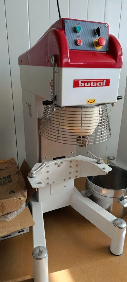Batidora subal 40l (Burgos) - Imagen 3